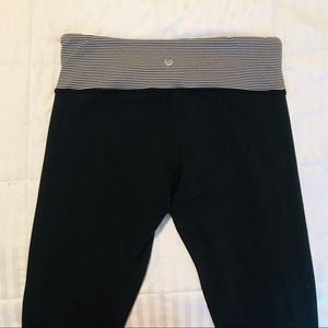 Lululemon Black Cropped Leggings